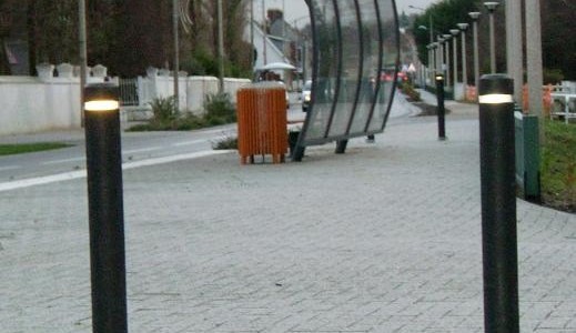 Borne plastique recyclé