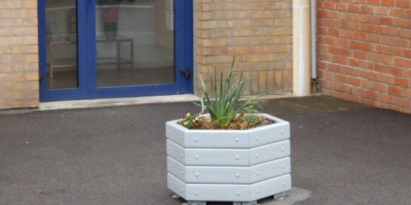 Bacs à fleurs plastique recyclé