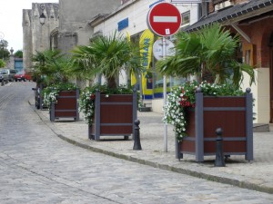 Bacs à fleurs en plastique recyclé