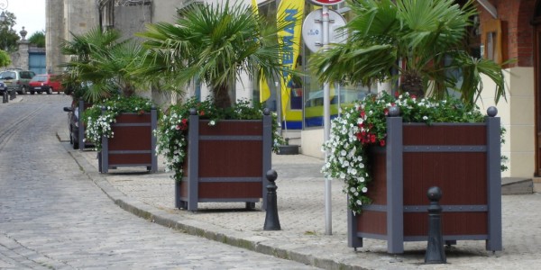 Bacs à fleurs en plastique recyclé