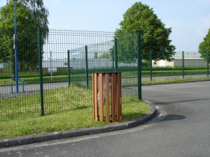 poubelle plastique recyclé