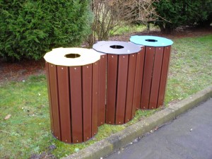 poubelle plastique recyclé
