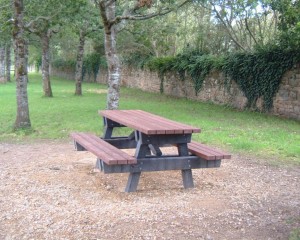 table plastique recyclé