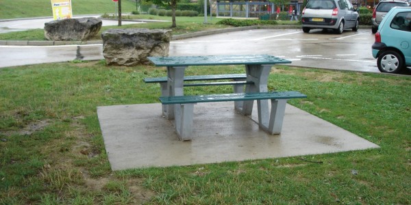 table plastique recyclé