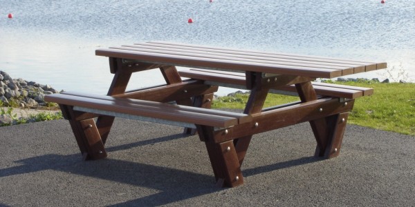 table plastique recyclé